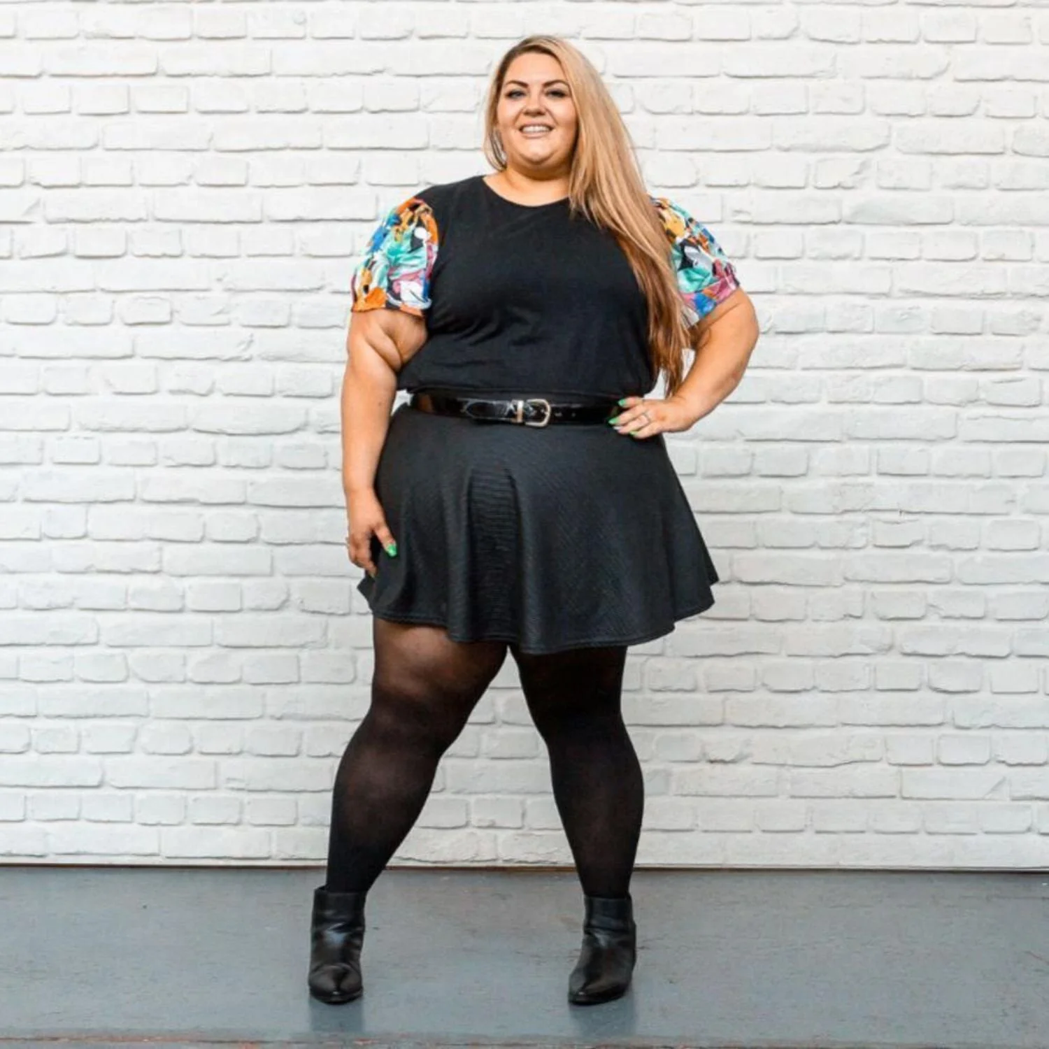 Semi-Opaque 50 Den Tights - Black - Image 5