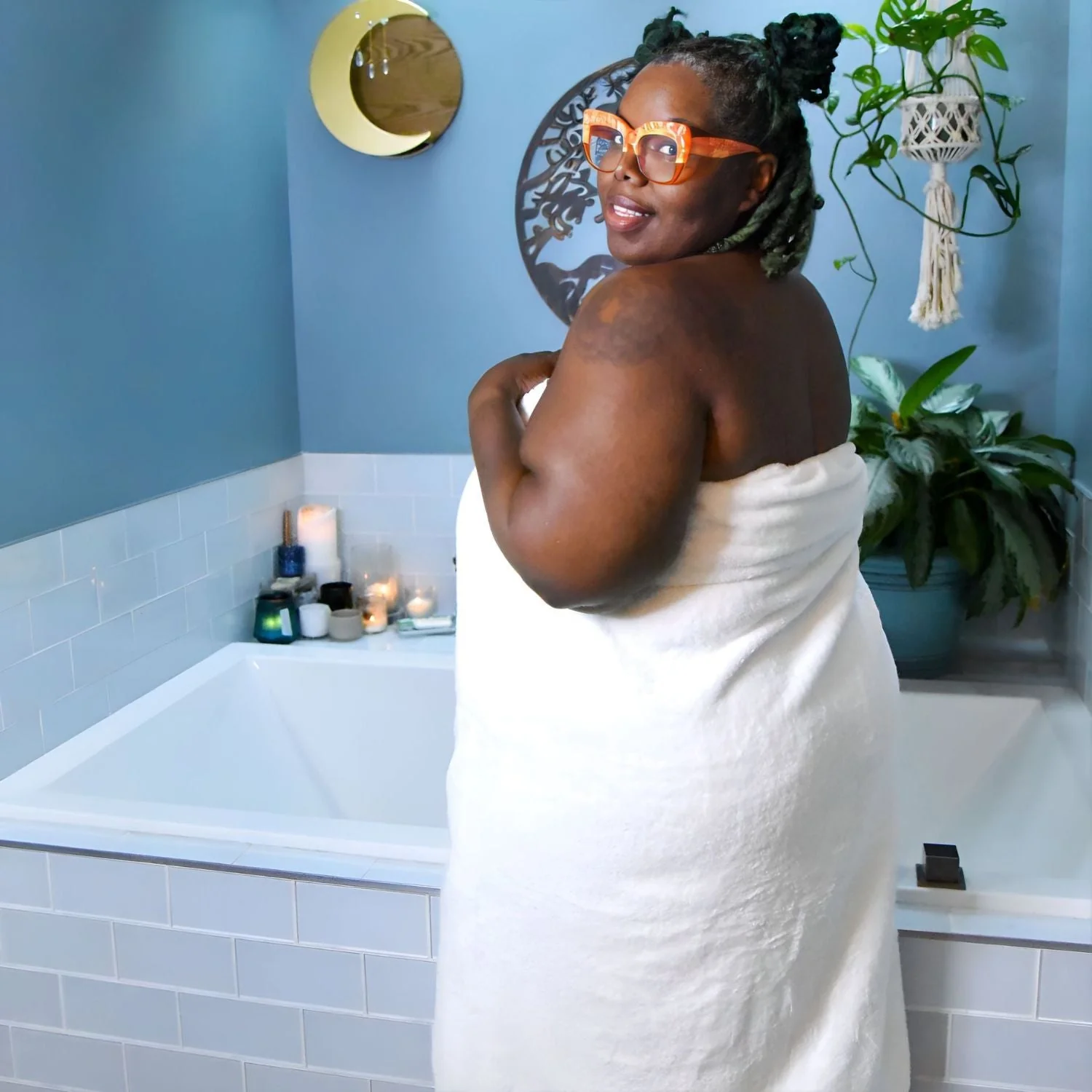 Big Softee Towel - White - Image 11