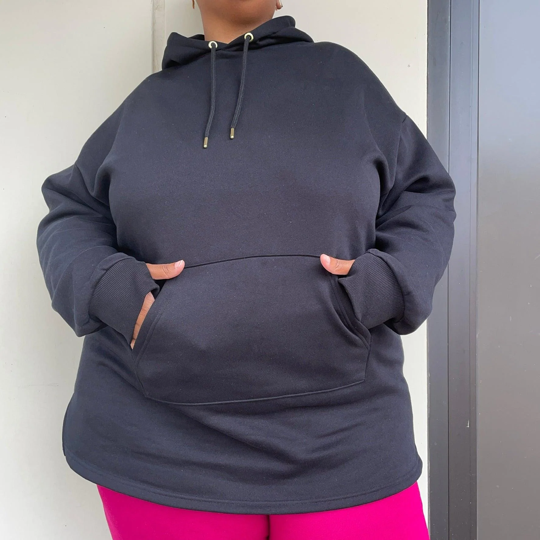 Organic Cotton Longline Hoodie - Black - Image 13