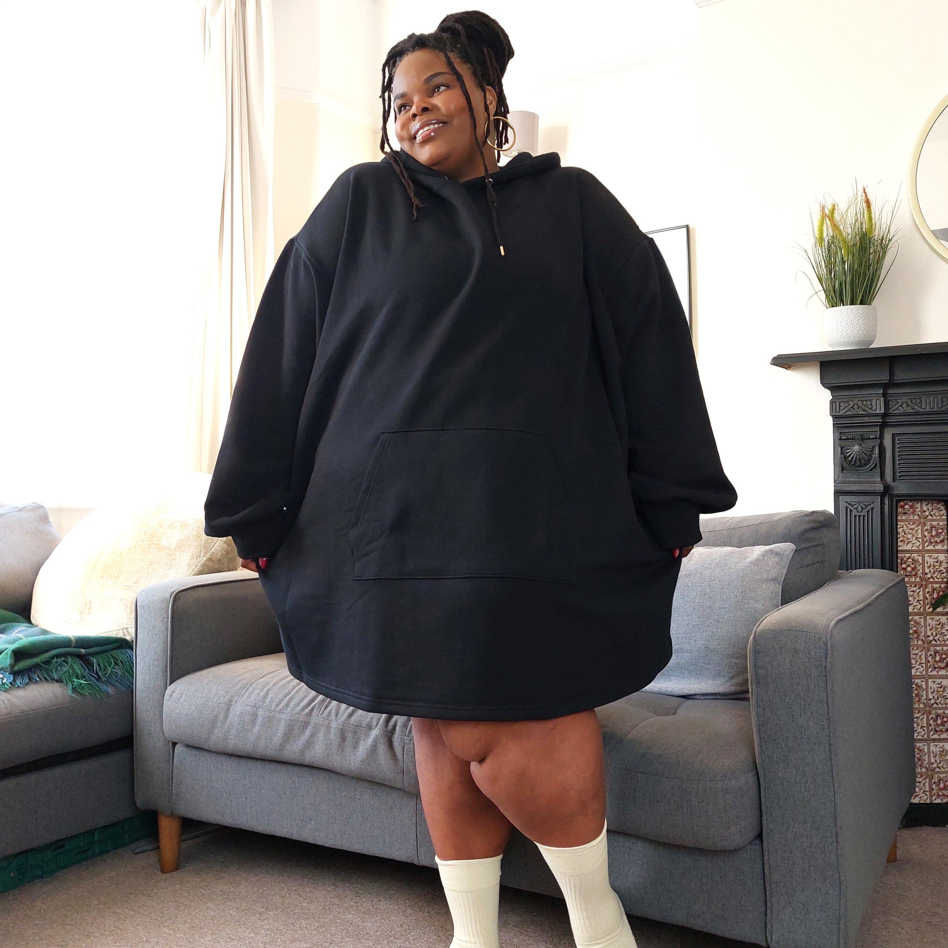 Organic Cotton Longline Hoodie - Black - Image 15